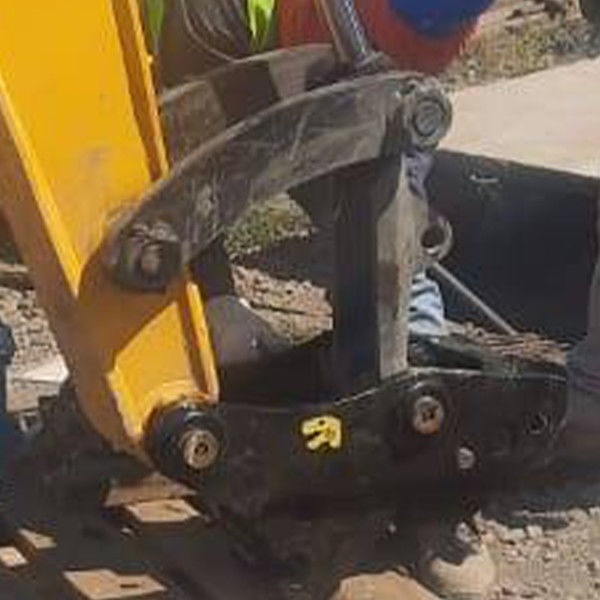 দ্রুত সংযুক্তি পরিবর্তন জন্য Excavator দ্রুত হিচ সঙ্গে আপনার কাজ সহজতর